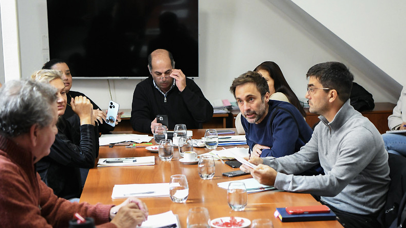 Dictamen favorable para incentivo tributario a comercios