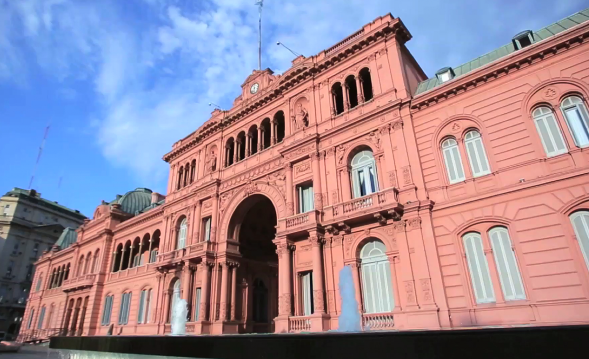 El Gobierno nacional acordó una suba con aval de UPCN y rechazo de ATE