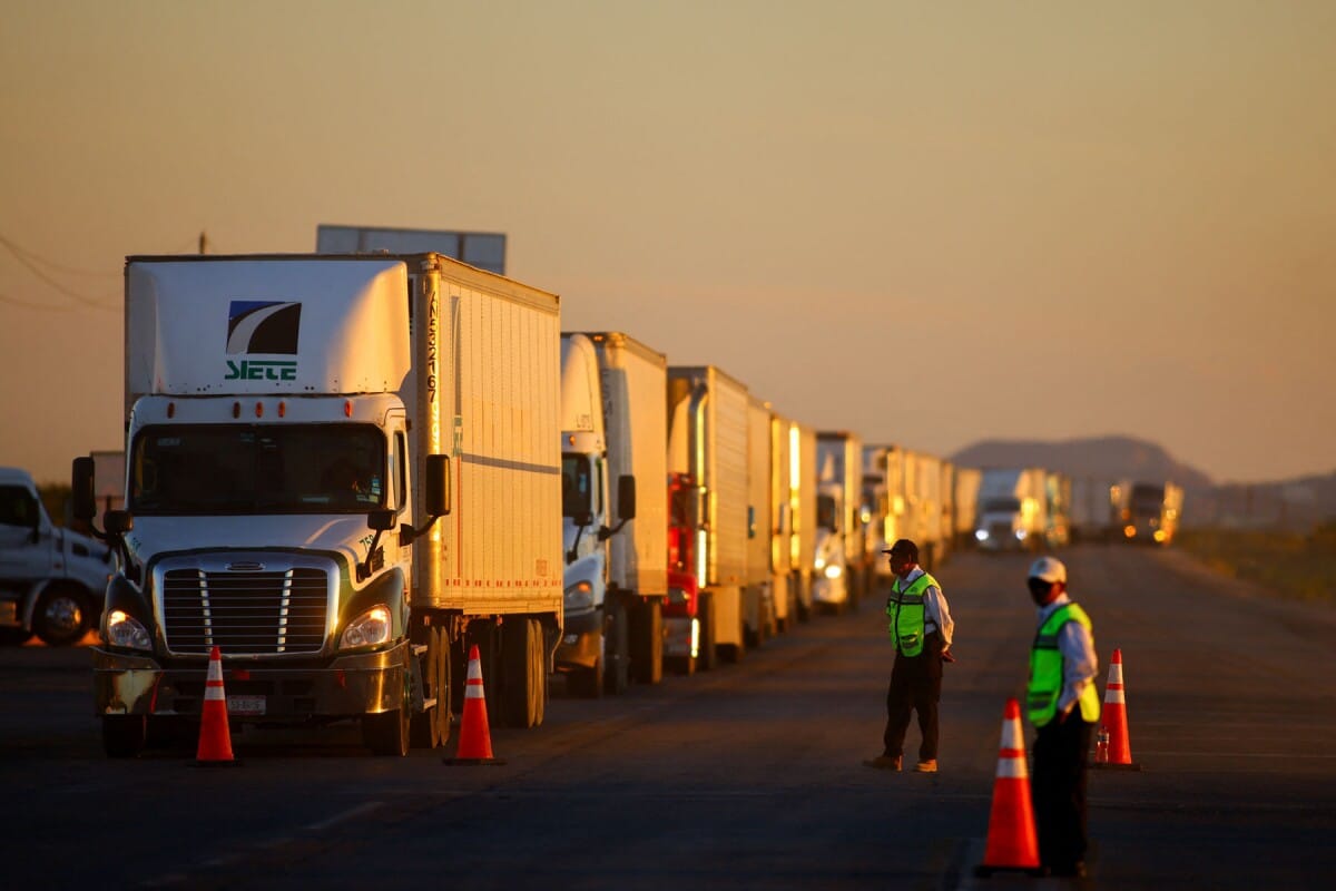 Empresarios del transporte impulsan convenios colectivos por provincia