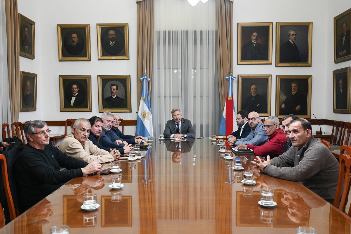 La crítica situación de Granja Tres Arroyos llegó a la mesa del Gobernador