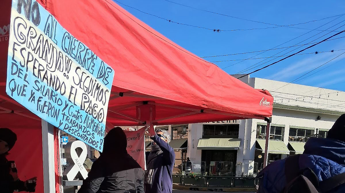 Trabajadores de Granja Tres Arroyos (GTA) Concepción del Uruguay