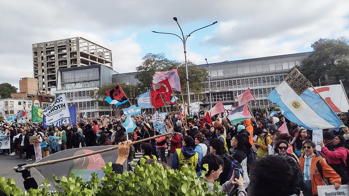 Marcha contra la Ley de Inviolabilidad de la Propiedad Privada
