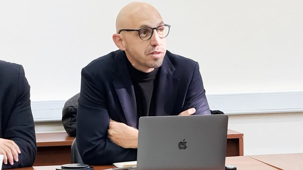 Salió al cruce de declaraciones