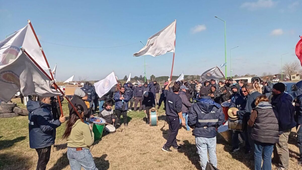 Protesta en UniónBat, Gualeguaychú