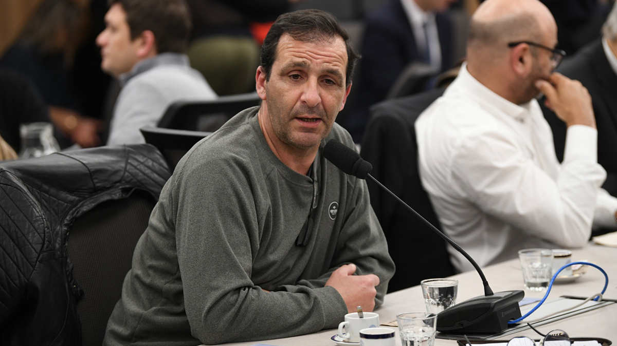 Walter Barbará, despedido de Granja Tres Arroyos, expuso en la Cámara de Diputados