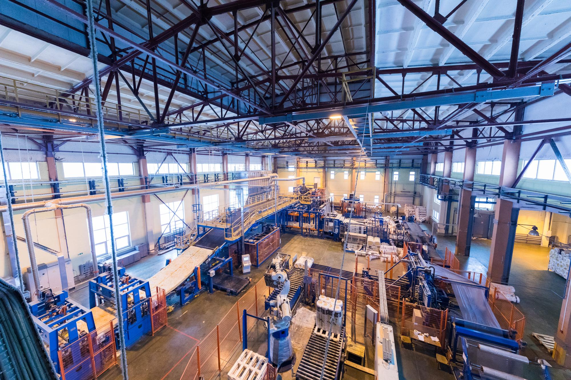 El Indec confirmó una nueva caída de la industria: la producción manufacturera se desplomó 4,9%
