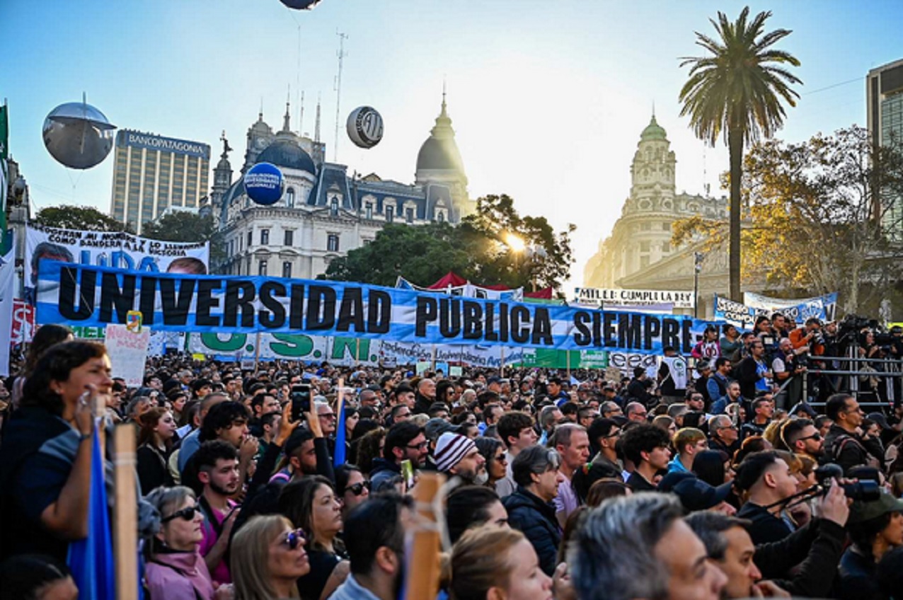 El Frente Sindical intimó al Gobierno a que cumpla con la Ley de Financiamiento Universitario