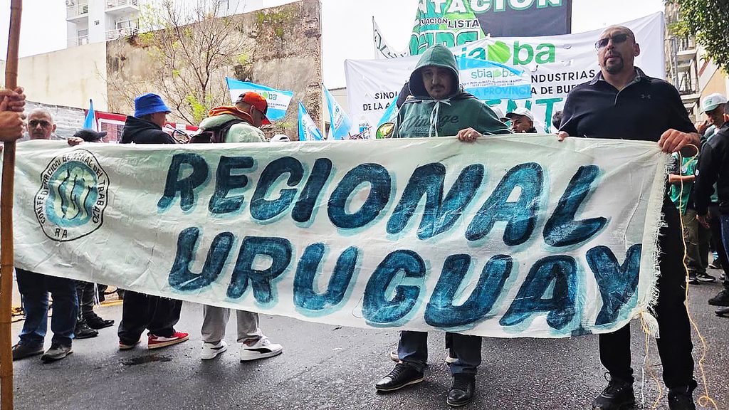Sindicato de la Industria de la Alimentación STIA Concepción del Uruguay. Granja Tres Ar
royos 