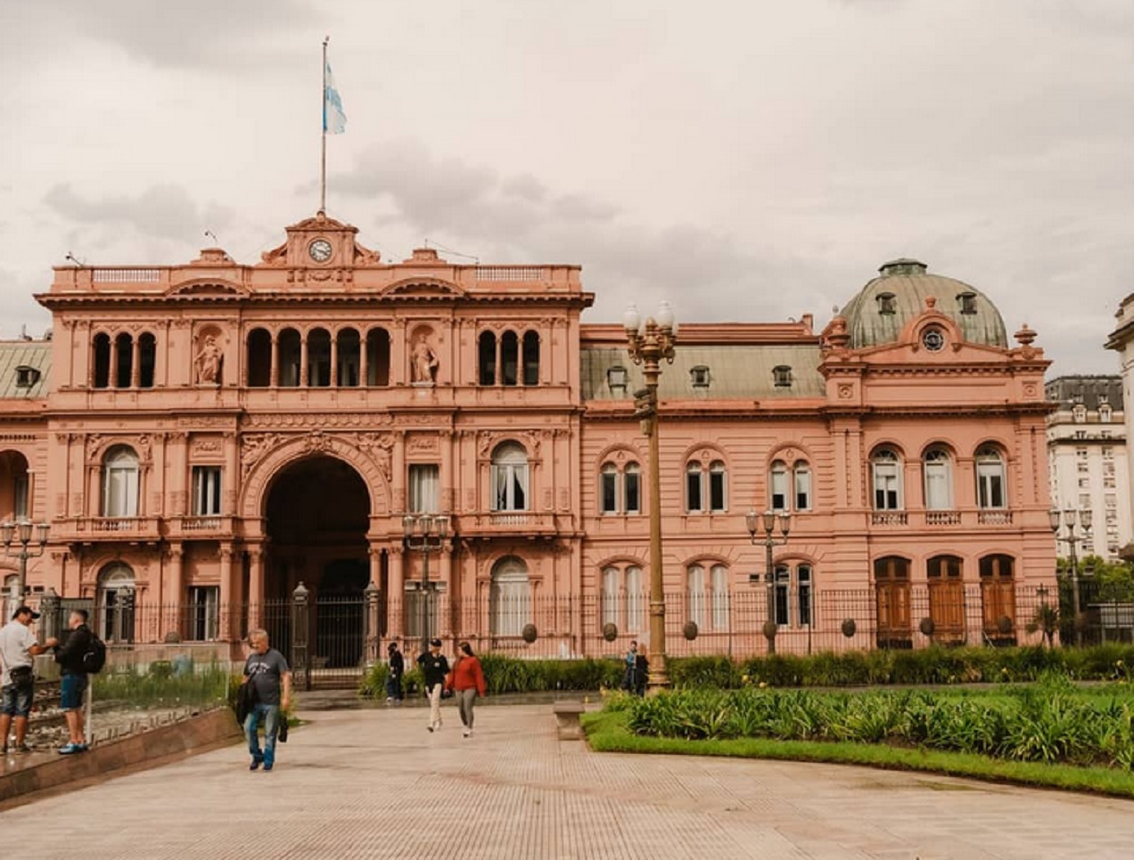 Lanzaron plan de retiros voluntarios para empleados estatales nacionales