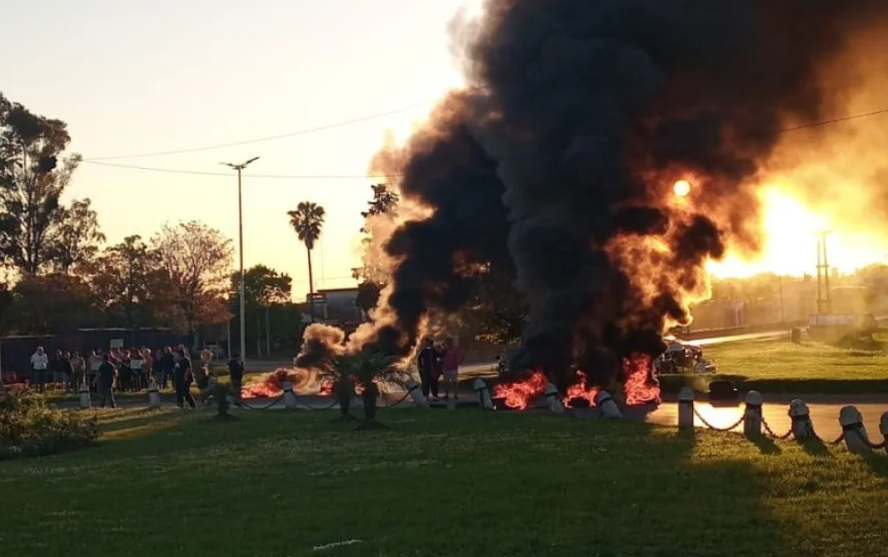 Tres Arroyos: Continúan las protestas y el Gobierno advierte que el conflicto podría agravarse