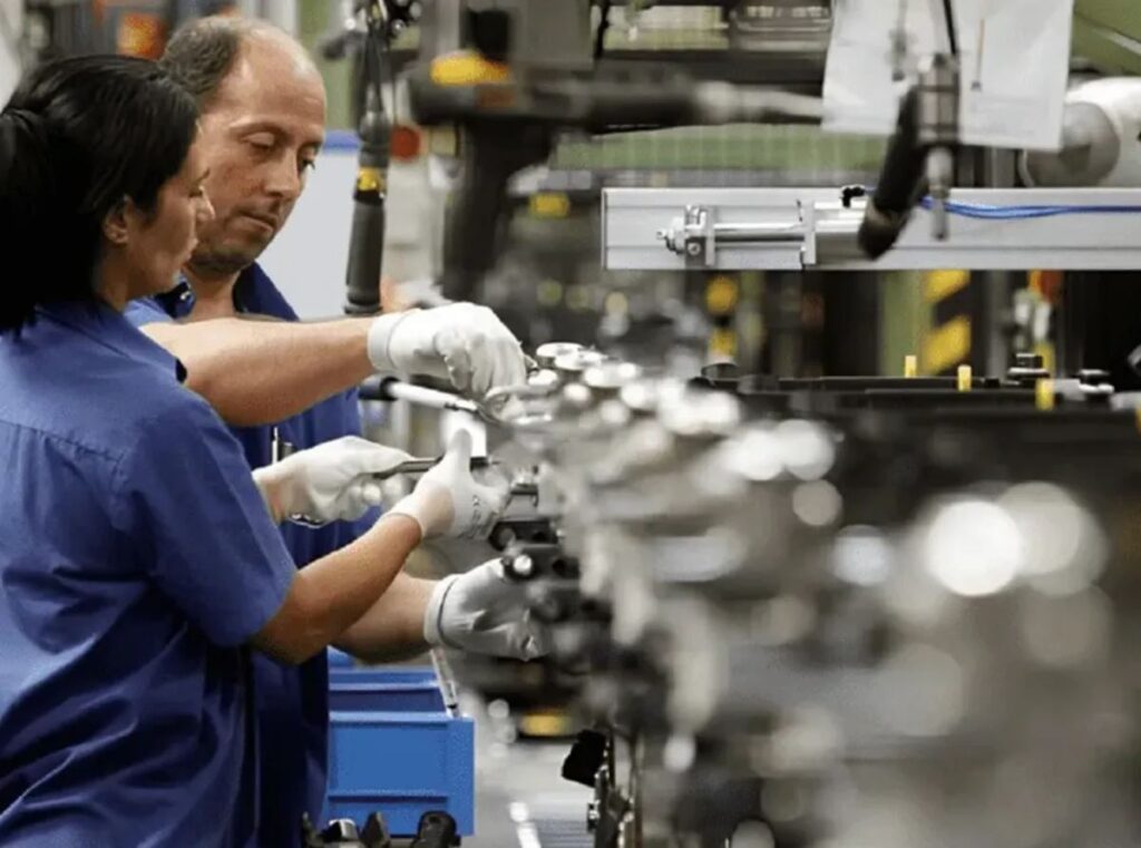 Golpe al empleo formal: las Pymes perdieron casi 50 mil trabajadores en un año